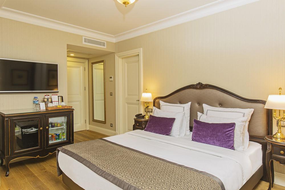 Meroddi Pera Flats اسطنبول المظهر الخارجي الصورة