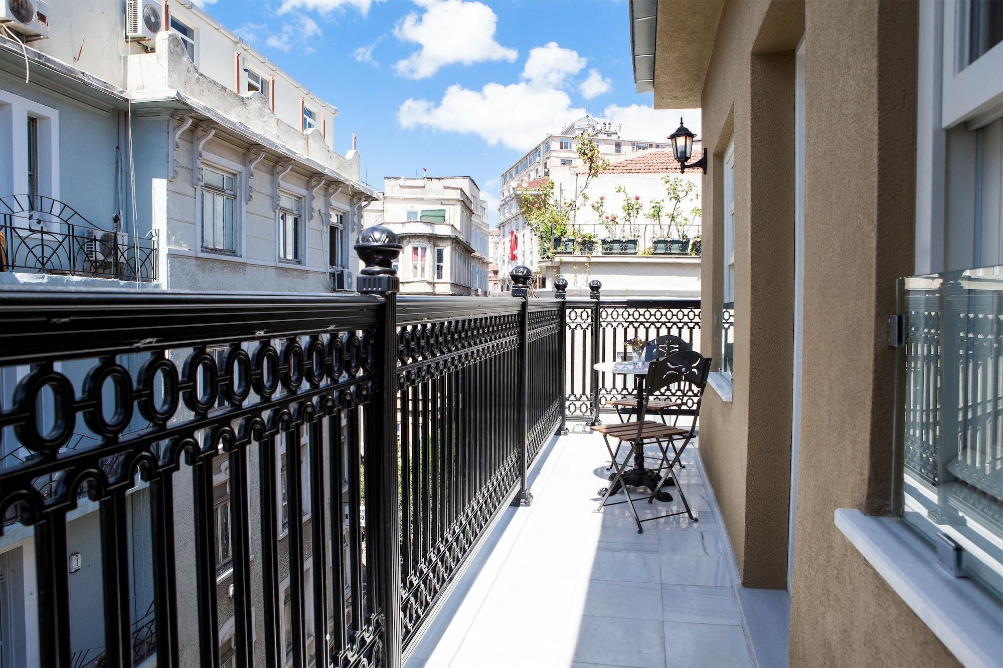 Meroddi Pera Flats اسطنبول المظهر الخارجي الصورة